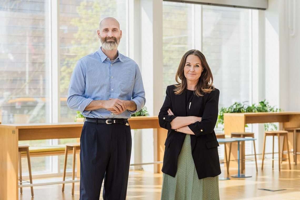 Christian Morgan, CEO hos YouSee og Christina Sulebakk, Managing Director hos Warner Bros. Discovery Nordic (Foto: PR)