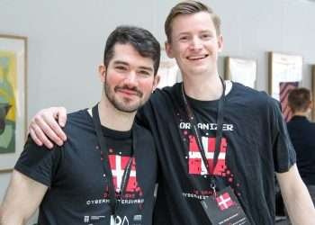 Selvom hackerne dyster mod hinanden er cybersikkerhed i sidste ende en holdsport. AAU/Mads Sejer Nielsen